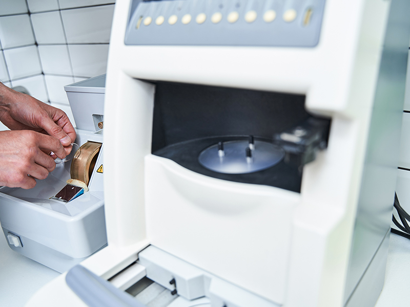 Operation and Usage Instructions for Metallographic Sample Cutting Machine.